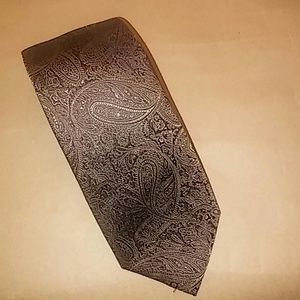 COUNTESS MARA TIE